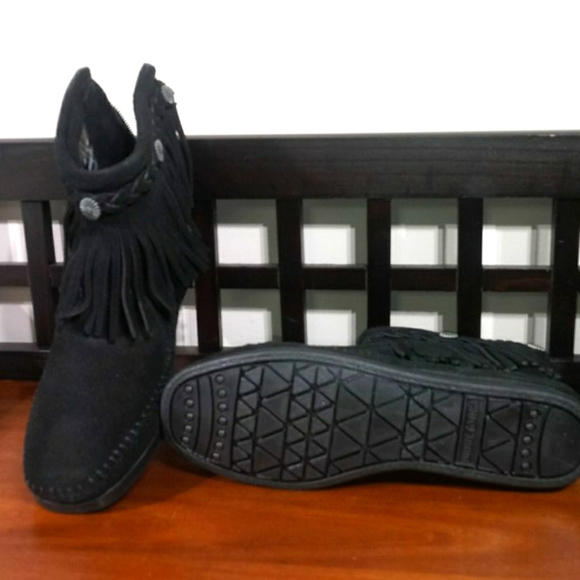 Minnetonka Hi Top Back Zip Boot - Picture 4 of 4